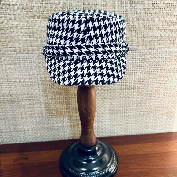 🌟HP🌟NWOT Black & White Soft Houndstooth Cadet Cap by Angela & William OSFM - Picture 5 of 13